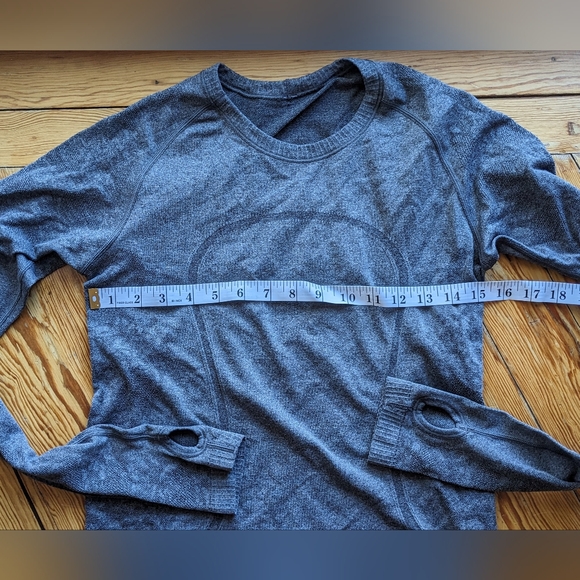 Lululemon long-sleeve swiftly top - Picture 5 of 5